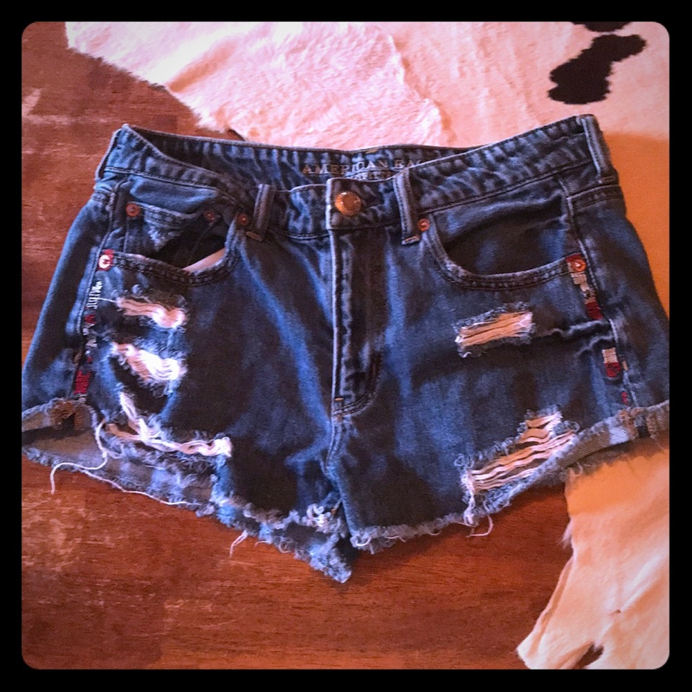 American eagle distressed cut off shorts size 6